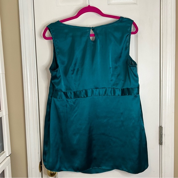 Maternity Blouse Emerald Green Size XL Motherhood - Picture 7 of 7
